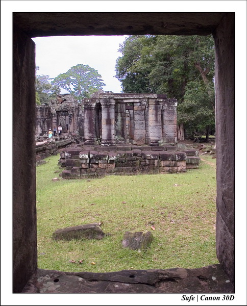 2006 - 07 - Temple angkor - Bantea Kdei 19